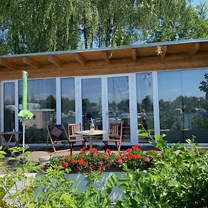  Lodge Tiny House Oder Auf Der Sunset Marina Deutschland